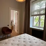 Amazing 1br Premium Location Apartmán